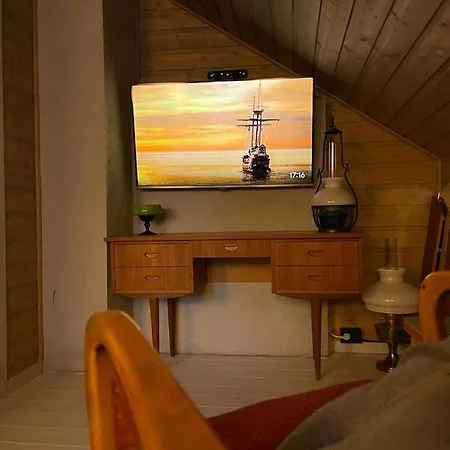 Tronstadbu- Traditional Holiday home *