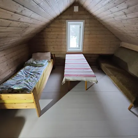 Tronstadbu- 1800s Near Geirangerfjord & Slogen Hike *